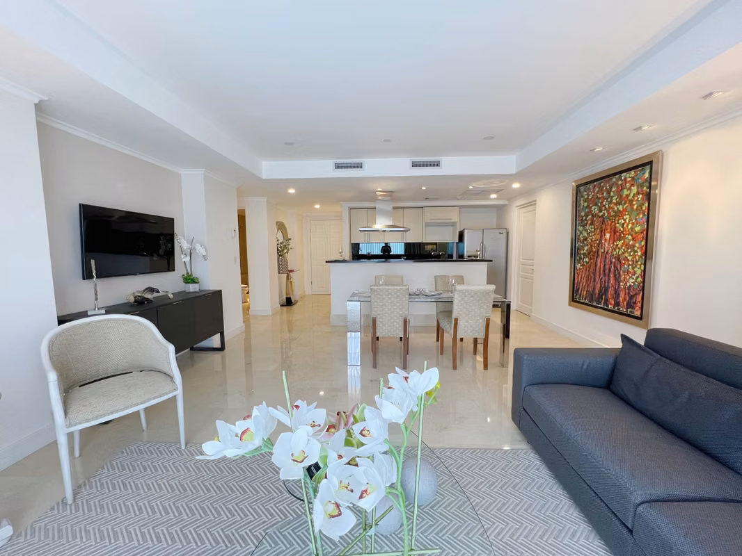 Venta Lujoso Apartamento de 2 habitaciones en Cortijo Los Laureles, foto 2
