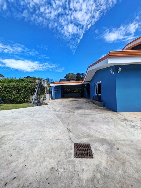 Casa 1 planta en San Isidro de Heredia | 3 habitaciones + oficina + terraza + jardines, foto 4