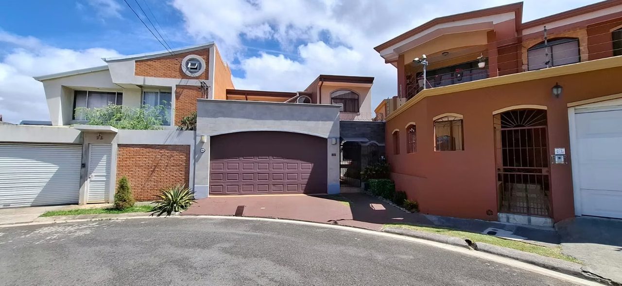 Venta de casa en Residencial Omega, La Unión de Tres Ríos, foto 2