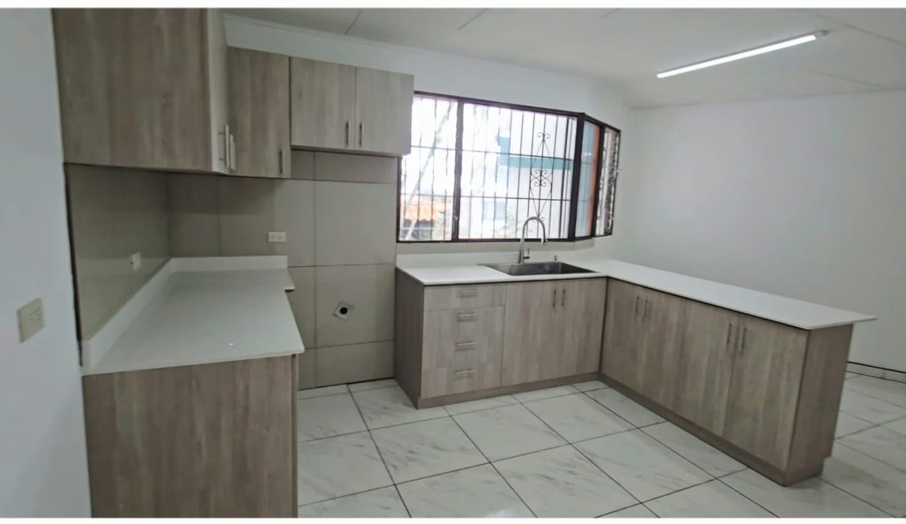 Venta de casa en Escazú, Guachipelín, foto 4