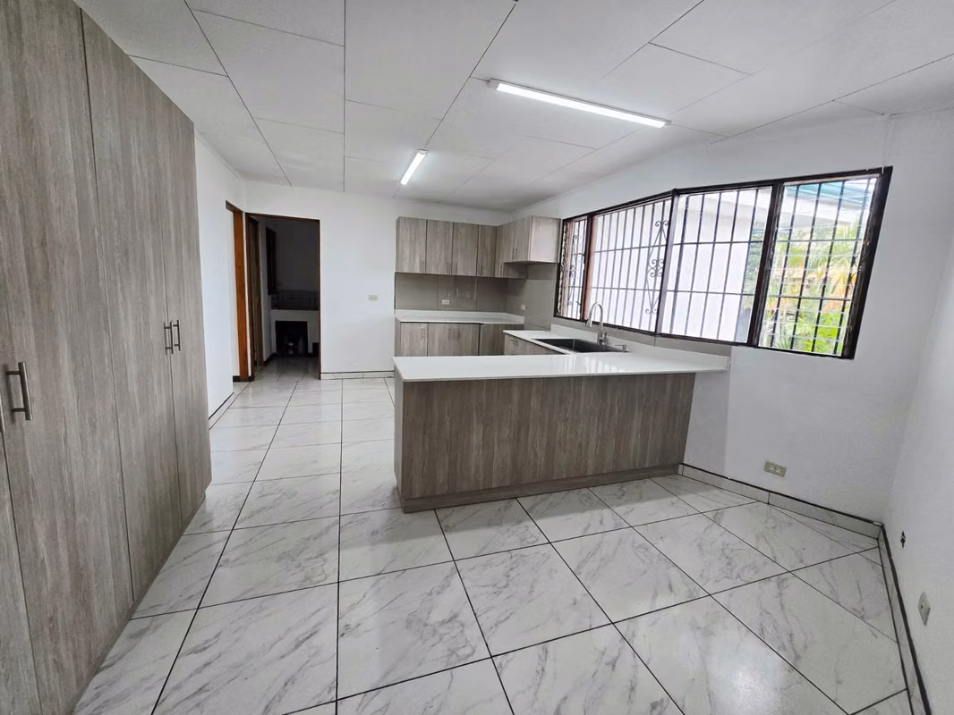 Venta de casa en Escazú, Guachipelín, foto 5