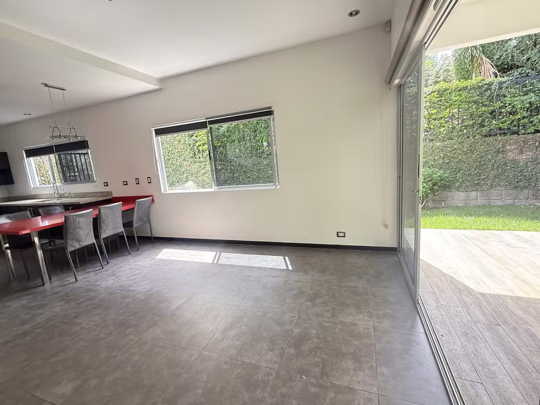 Casa en venta en la Guacima moderna con patio terraza $185,000 oportunidad, foto 5