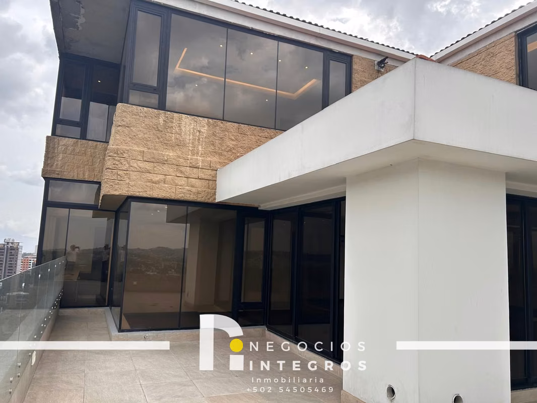 VENDO EXCLUSIVO PENTHOUSE EN ZONA 10 OAKLAND, AMPLIA TERRAZA, LINDAS VISTAS, foto 5