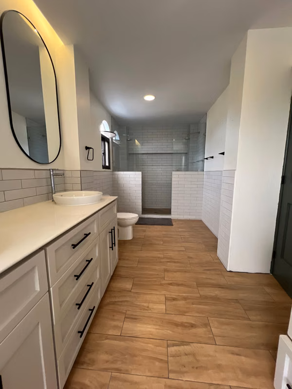 Casa Residencial en Venta de Esquina en Condominio Antigua Gardens, foto 5