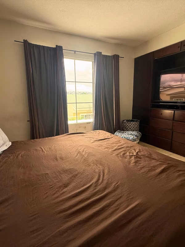 Se Vende Casa Res. Portal del Bosque I Etapa, foto 5