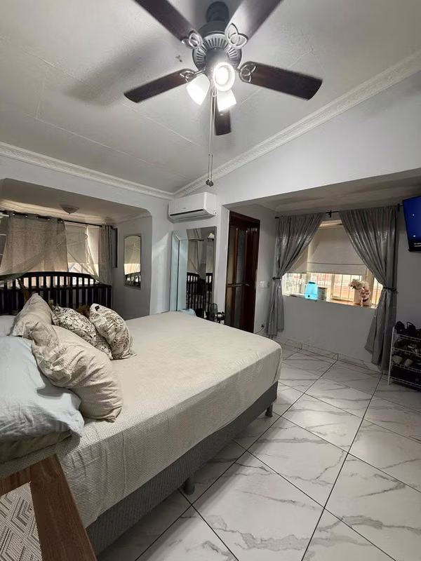Se Vende Casa Res. Miraflores Sur, foto 5