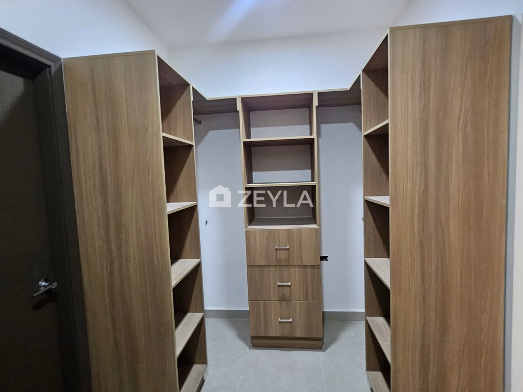 Se Vende Casa En Sector Blvr. Mackay, SPS, foto 5