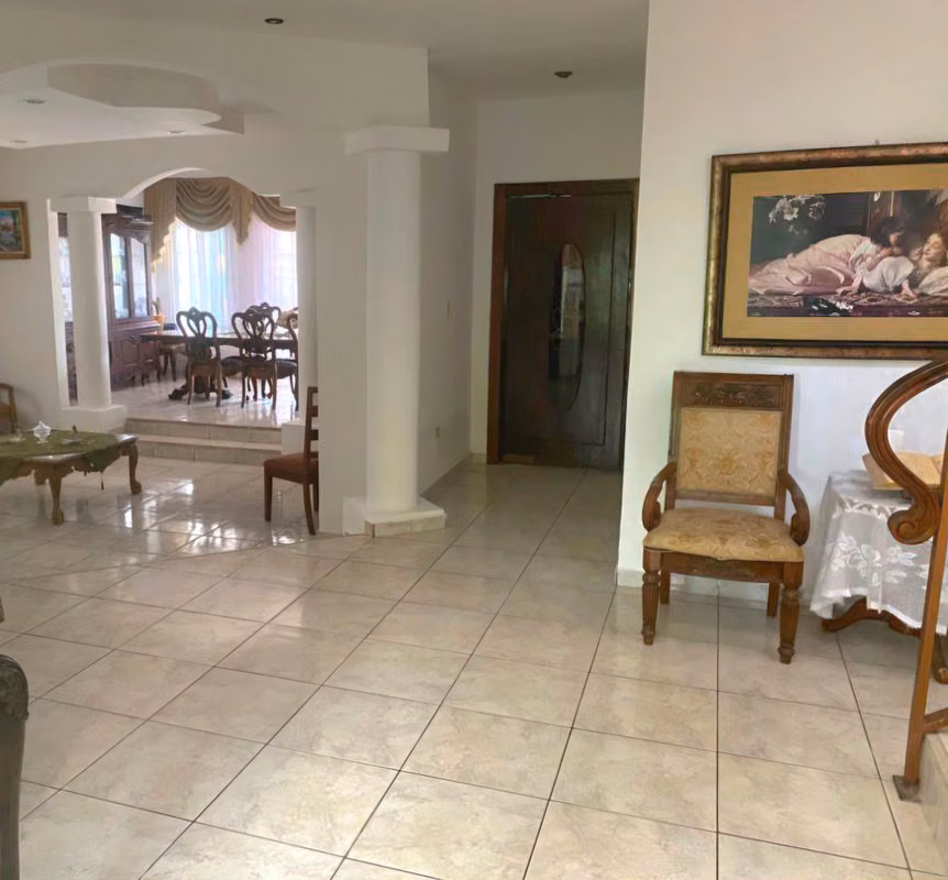 Se Vende Casa En Colonia Jardines del Valle, foto 2