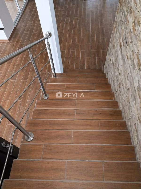 Preventa Casa Dos Niveles En Residencial Marsella, SPS, foto 5