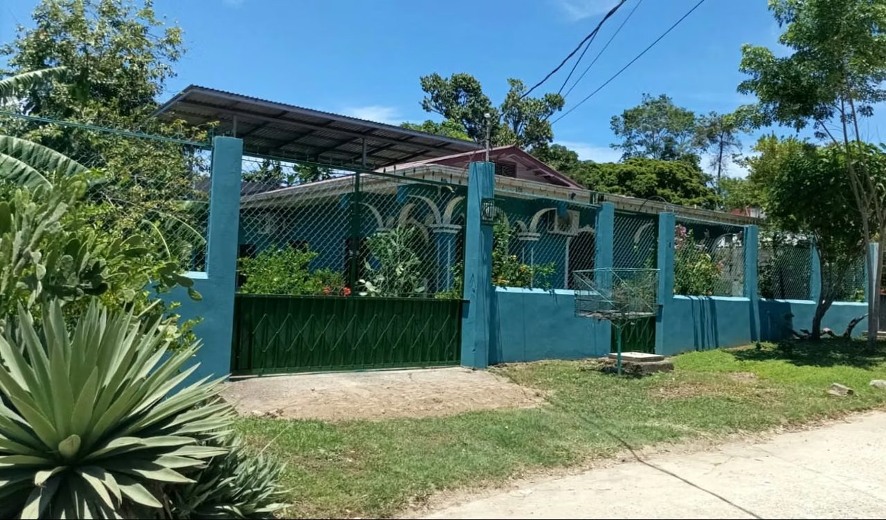 Excelente ubicación en Tela, foto 3