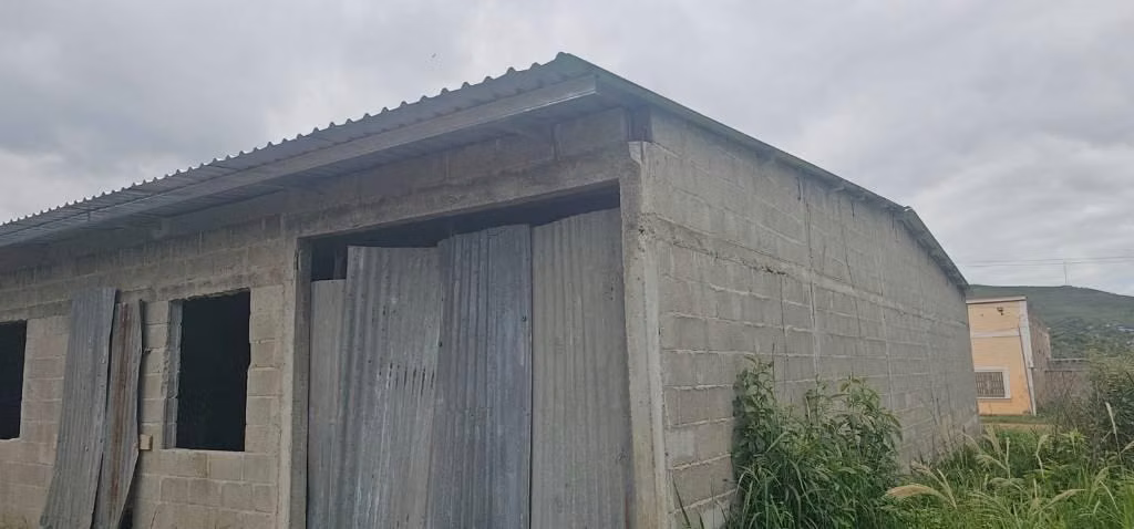 Venta de casa y un  solar más justo al lado de casa, foto 4