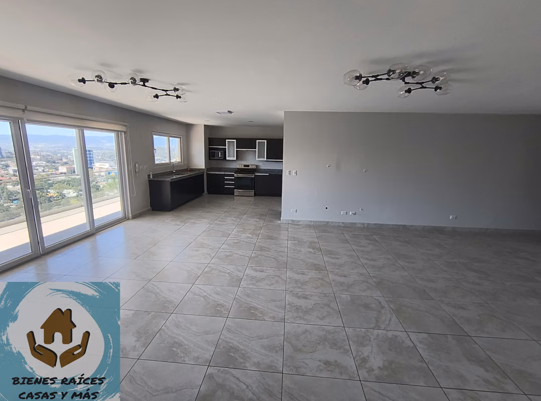 PENTHOUSE EN VENTA EN TORRE MODERNA CON TODAS SU AMENIDADES EN COLONIA LARA, foto 2