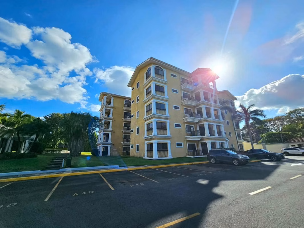 APARTAMENTO EN VENTA | CONDOMINIO PARQUE DEL CLUB – VILLA FONTANA NORTE, foto 2