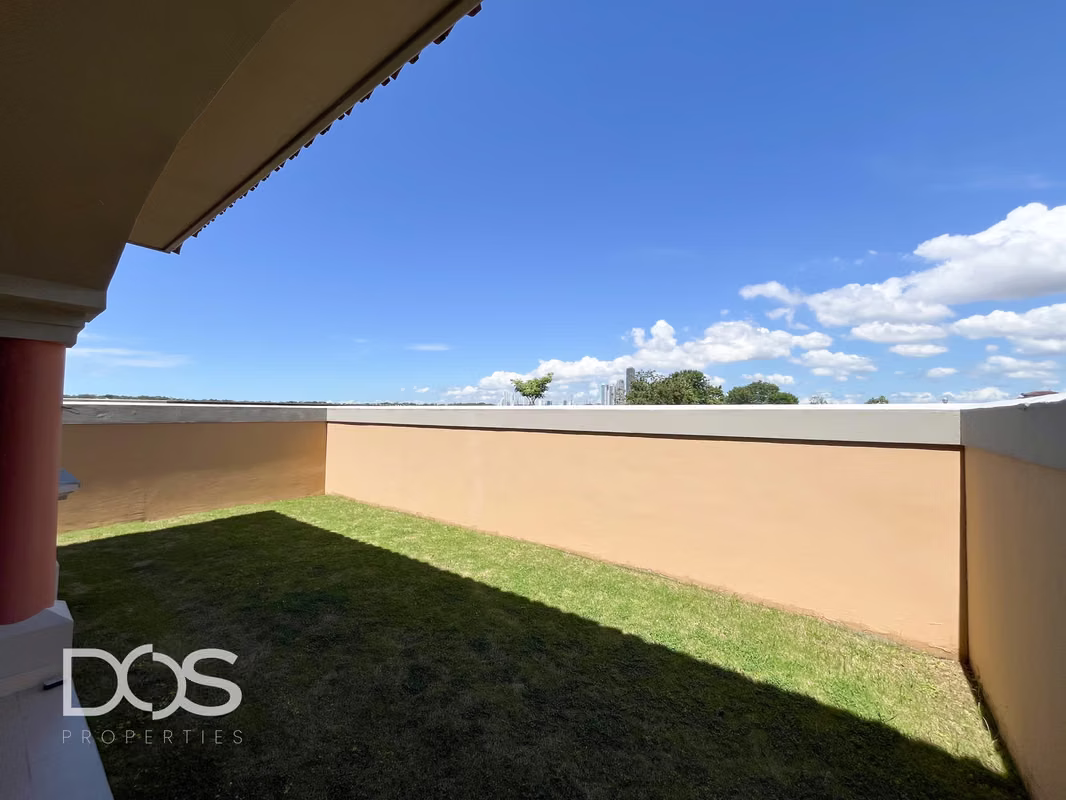 VENTA DE CASA UNIFAMILIAR EN COSTA SUR, foto 3