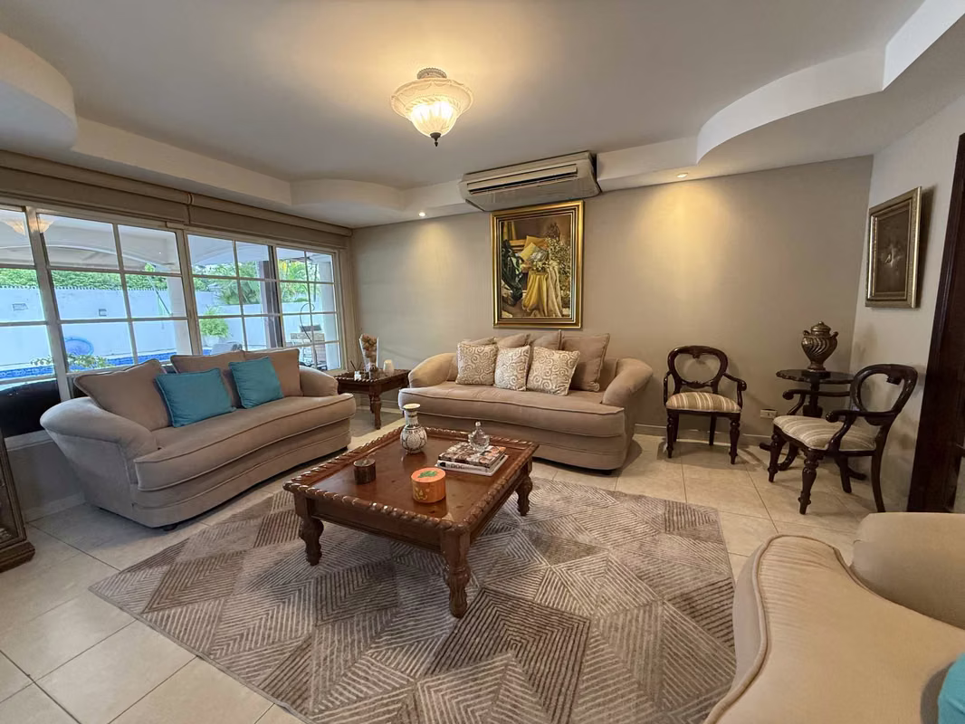 Se vende casa con piscina en Costa del Este., foto 3