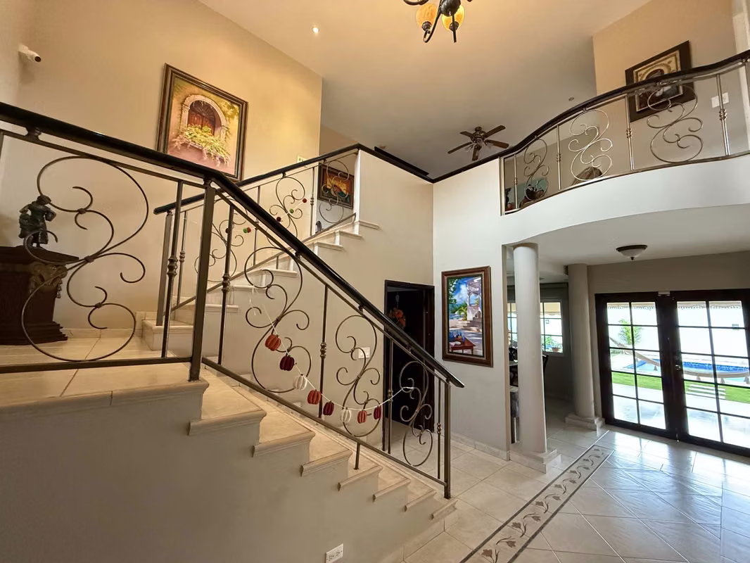 Se vende casa con piscina en Costa del Este., foto 4