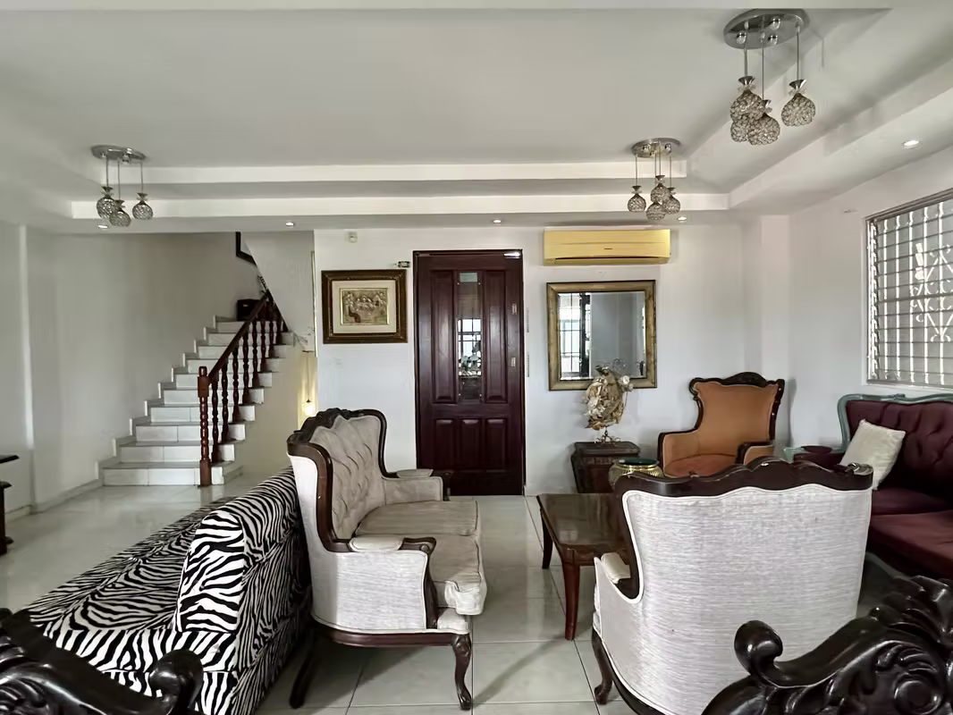 Casa de 4 Recámaras + Den en Limajo, Altos de Panamá - Gran Espacio Familiar, foto 4