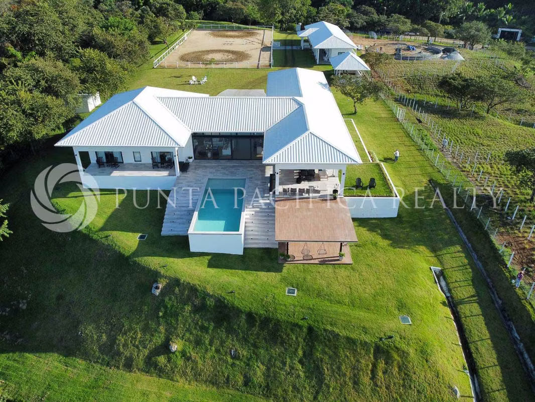 Venta | Exclusiva Casa Ecuestre en Punta Barco | Establo Privado, Piscina y Acceso al Río, foto 2