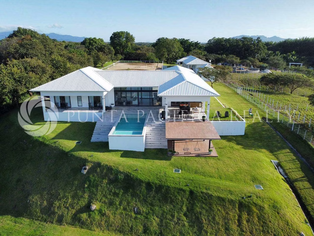 Venta | Exclusiva Casa Ecuestre en Punta Barco | Establo Privado, Piscina y Acceso al Río, foto 3
