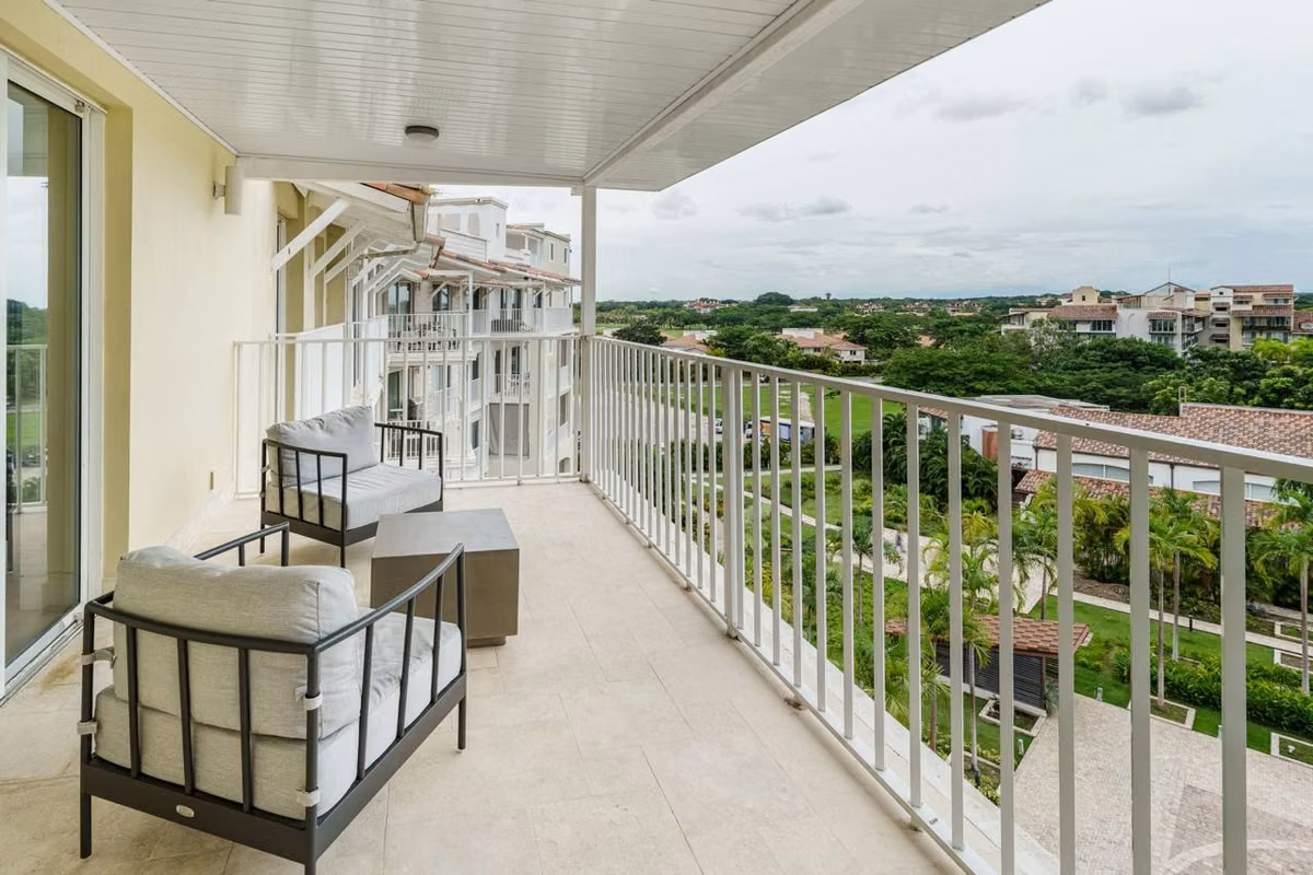 Apartamento de 2 niveles con azotea abierta con Gazebo y Jacuzzi, foto 3