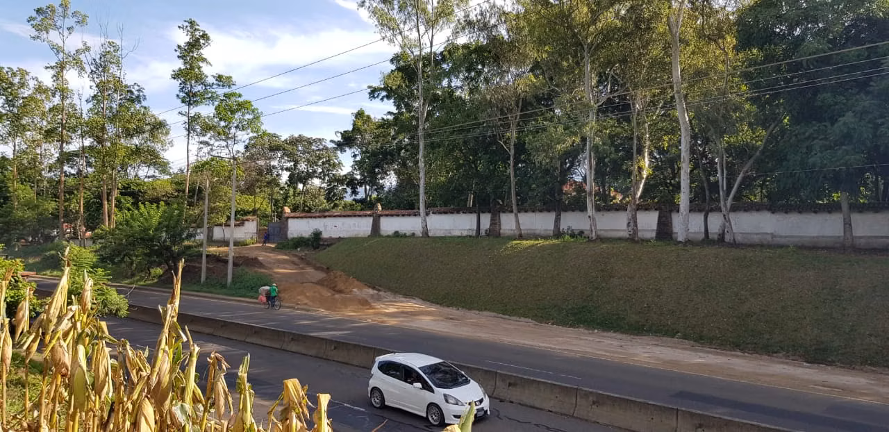 VENTA TERRENO CARRETERA PANAMERICANA   FRENTE LUNA MAYA SANTA ANA., foto 2