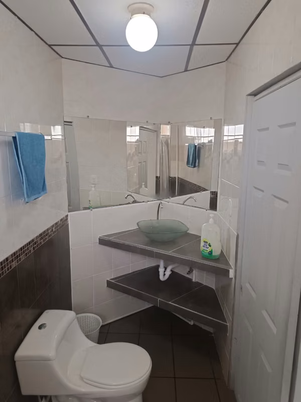 Se vende apartamento en Condominio Hill Side, Colonia Escalón | $275,000, foto 2