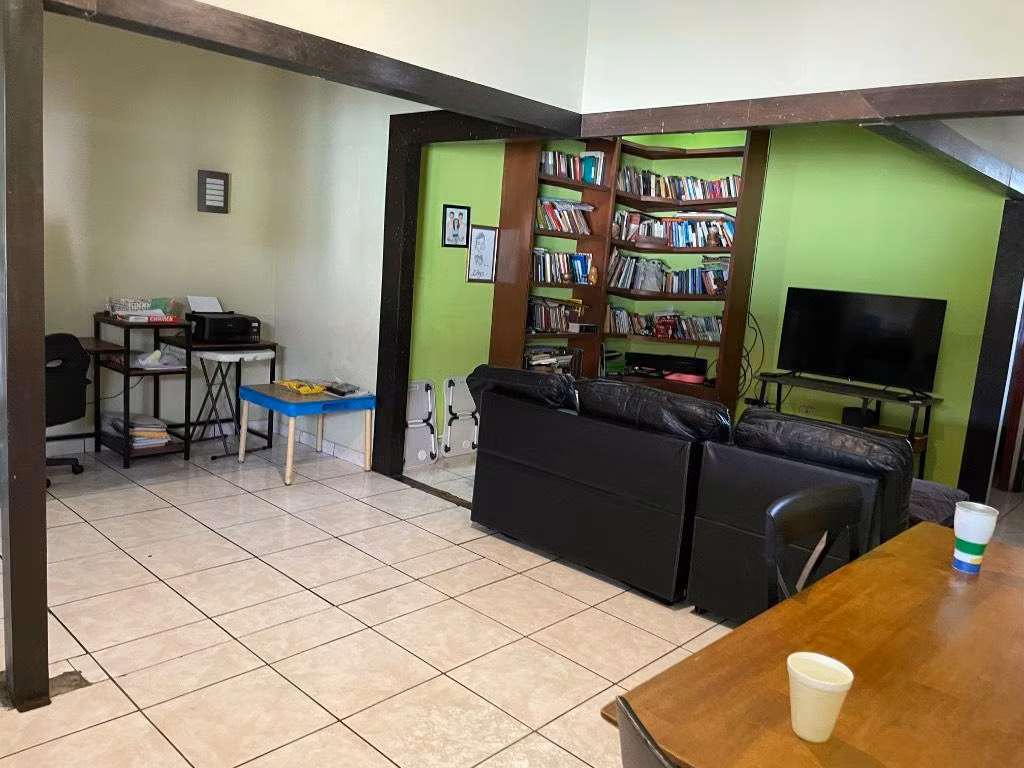 VENDO EN PINARES DE SANTA ANA, ZONA PRIVADA. UN NIVEL, foto 2