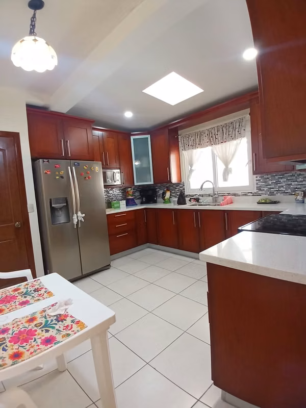 Hermosa casa en venta en Cumbres de Cuscatlán, Antiguo Cuscatlán., foto 4