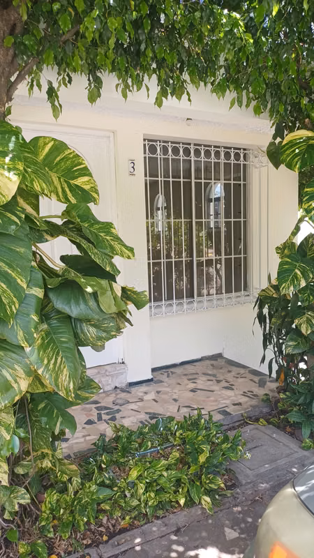 Alquiler de Casa en Colonia La Floresta, foto 2