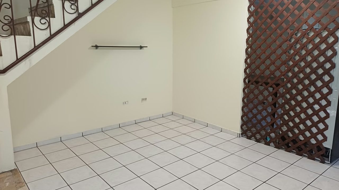 Alquiler de Casa en Colonia La Floresta, foto 3