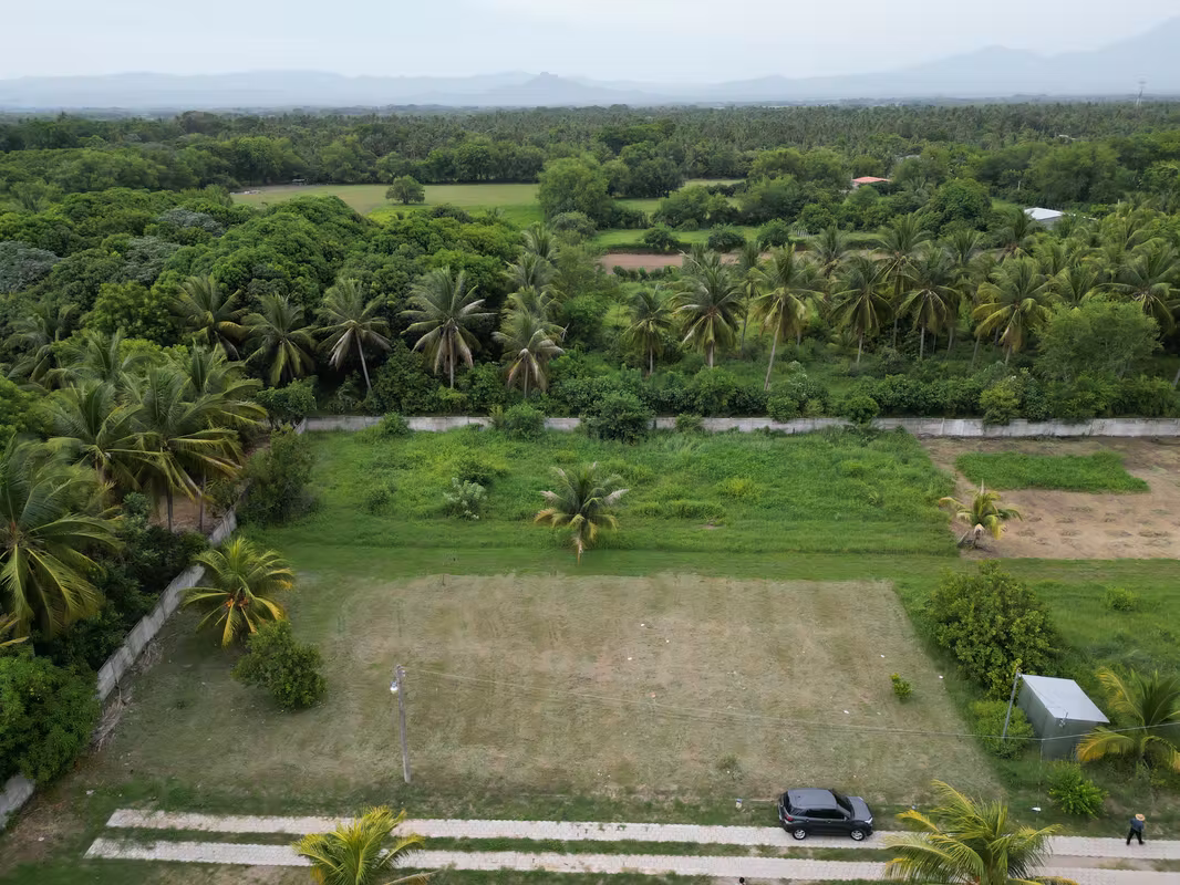 ¡OPORTUNIDAD ÚNICA! Terreno en Complejo Privado Camino a Costa del Sol, foto 2