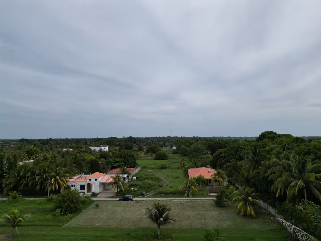 ¡OPORTUNIDAD ÚNICA! Terreno en Complejo Privado Camino a Costa del Sol, foto 3