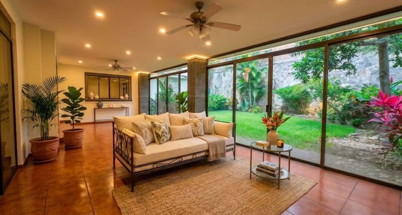 Venta de casa en Cumbres de Cuscatlán Antiguo Cuscatlán, foto 3