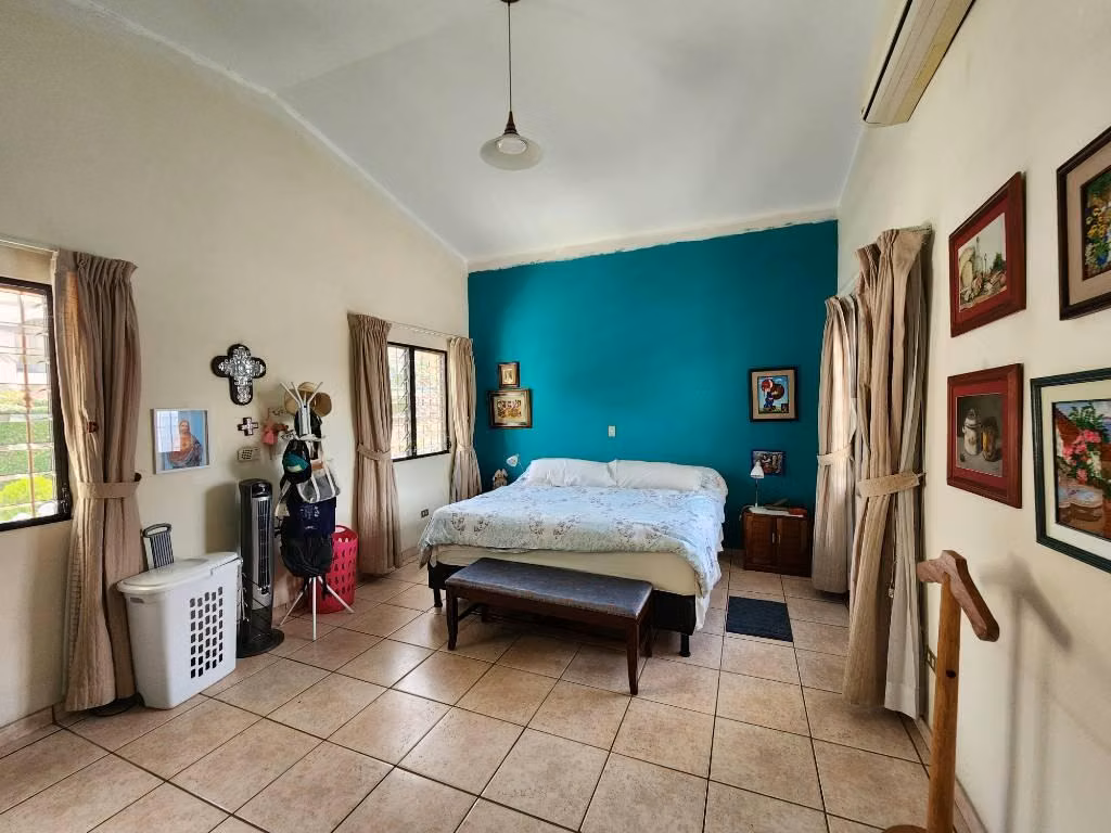Se Vende Casa en La Montaña III, Santa Tecla, foto 4