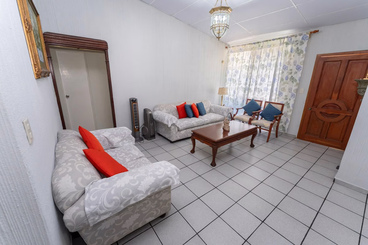 Casa en alquiler en Antiguo Cuscatlán, Calle Xochiquetzal  ID 4410, foto 2
