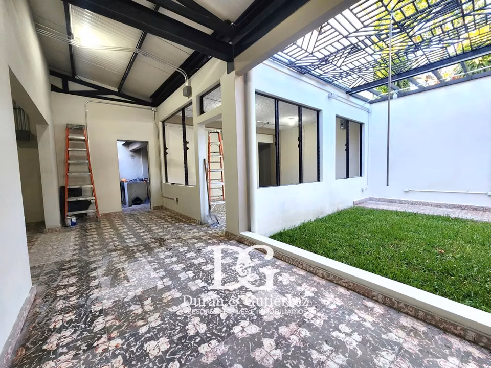 ALQUILO CASA EN REMODELACIÓN EN LA RÁBIDA, foto 4